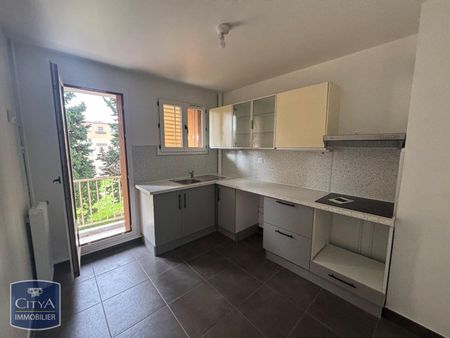 Location Appartement 4 pièces 91m² GARDANNE 13120 - Photo 5