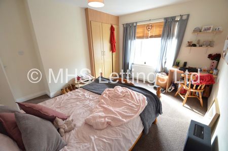 6 Bedroom Mid Terraced House for rent in Hartley Avenue - Photo 4