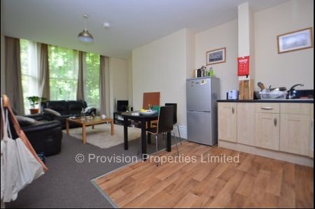 1 Bedroom Flats in Leeds - Photo 5