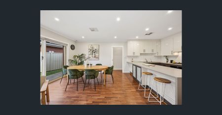 Neat and Tidy Newish Courtyard Home - Photo 5