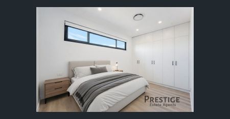 Luxurious Family Residence! - Photo 3