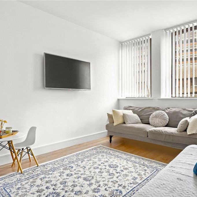 2 bedroom flat to rent - Photo 1
