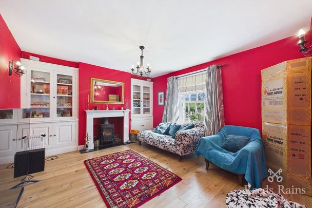 5 bedroom detached house to rent - Photo 1