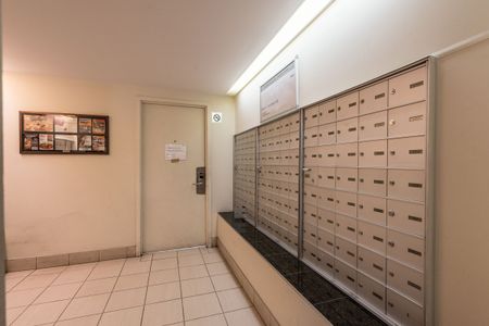 1975 Maisonneuve Blvd West - Photo 2
