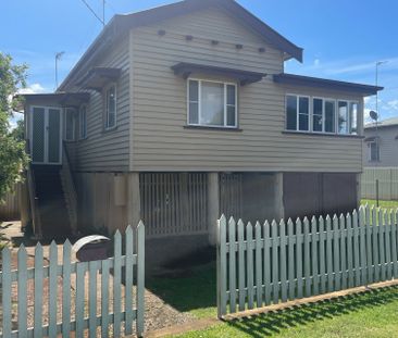 15 Kenilworth Street, North Toowoomba - Photo 1