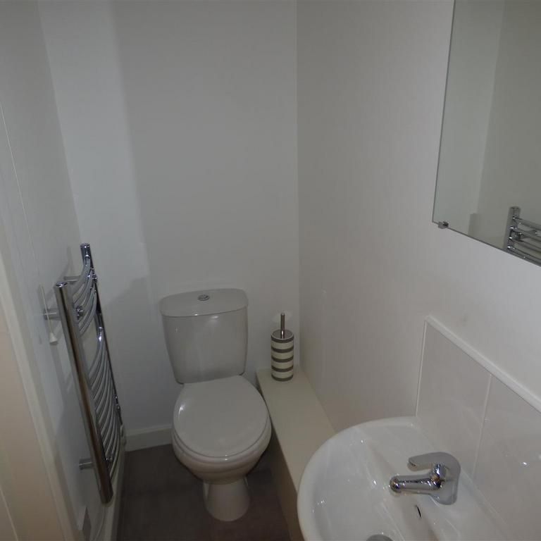 1 bedroom apartment to rent - Photo 1