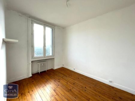 Appartement à louer 4 pièces 81.95m² - Photo 2