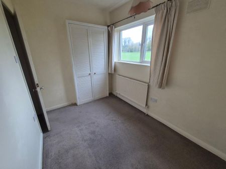 4 bedroom property to rent - Photo 4