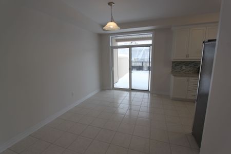 For Lease - 81 Grand Trunk Avenue, Vaughan, Ontario - Photo 4