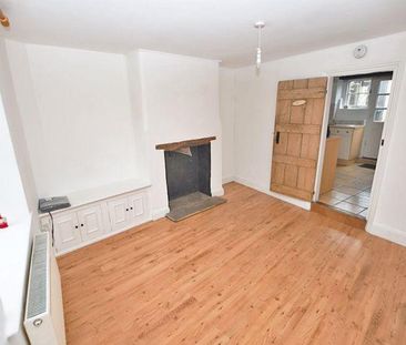 2 bedroom end of terrace house to rent - Photo 4