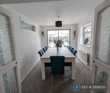 3 bedroom bungalow to rent - Photo 4