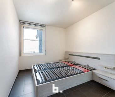Ruim en lichtrijk appartement met 3 slaapkamers, zonneterras en garage - Photo 4