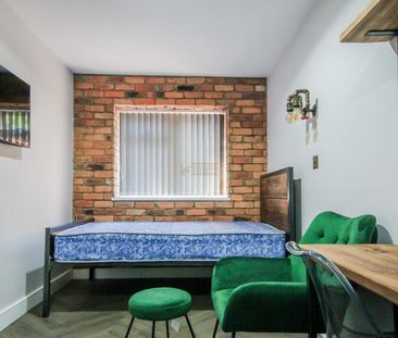 Studio to rent - Photo 1