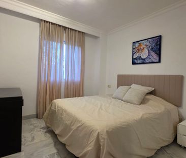 Alquiler Apartamento en Nueva Andalucía - La Dama De Noche, Marbella - Photo 3