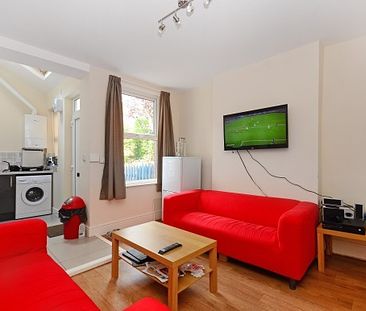 1 room available in a 4 bed house - Photo 4