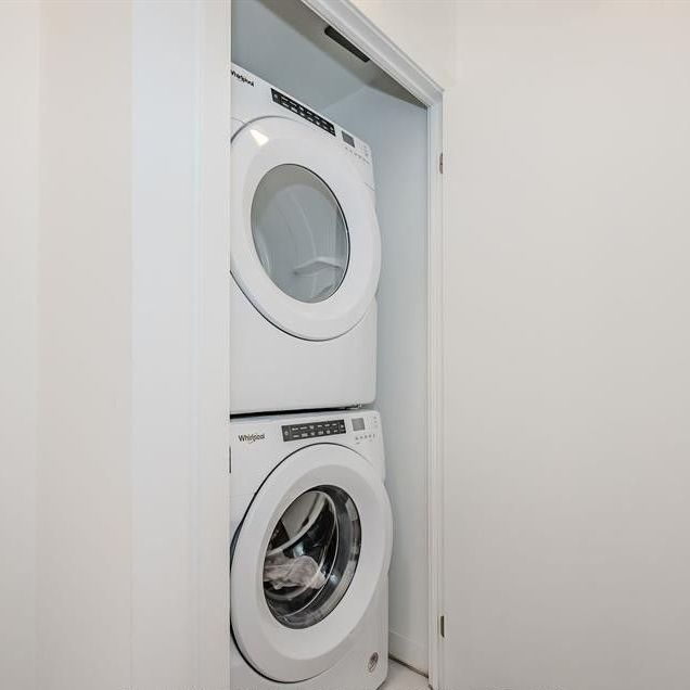 For Lease - 405 Dundas Street Unit# 103, Oakville, Ontario - Photo 1