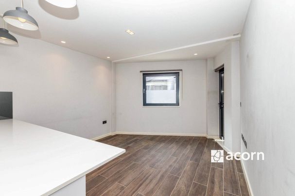 Boundary Lane, London, SE17 - Photo 1