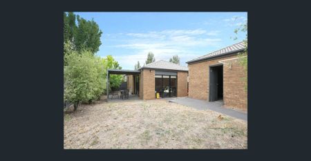 Modern Family Living - 3-Bedroom, 2-Bathroom Home With Separate Living Zones. - Photo 3