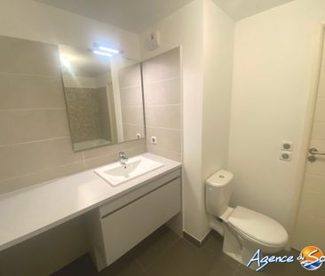 Location Appartement 3 pièces 57m² ST JEAN DE VEDAS 34430 - Photo 4