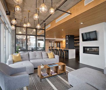 8300, boul. du St-Laurent, Brossard, QC - Photo 6