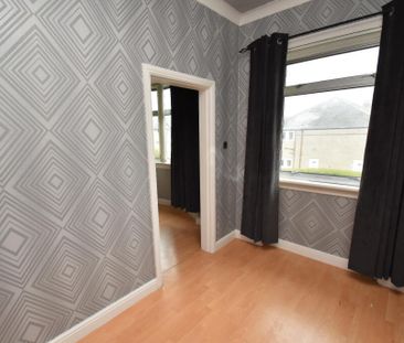 3 Bed Flat, Gladsmuir Road, G52 - Photo 3