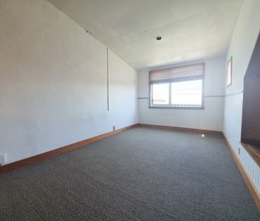 2 Bedroom Upper Unit in Onehunga - Photo 2