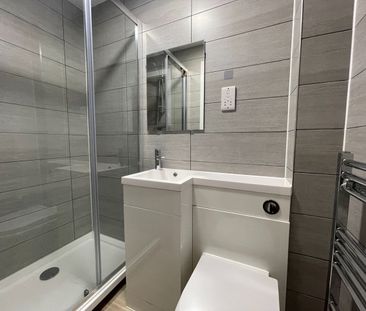 Studio Flat, Charndon Close, RG2 - Photo 1