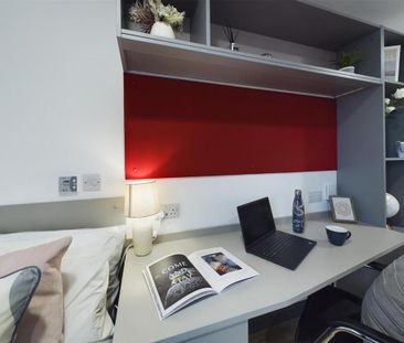 1 bedroom in a flat share to rent - Photo 6