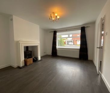 46 Alveston Park, Belfast, BT8 8RP - Photo 1