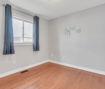 For Lease - 81 Livingstone Street Unit# Upper, Barrie, Ontario - Photo 2