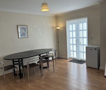 4 Bed Terraced House, Schuster Road, M14 - Photo 2