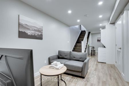 For Lease - 104 Wellington Street Unit# 1, Hamilton, Ontario - Photo 3