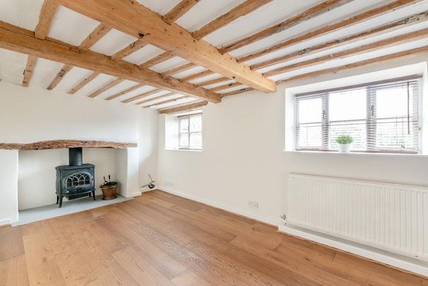 4 bedroom detached house to rent - Photo 1