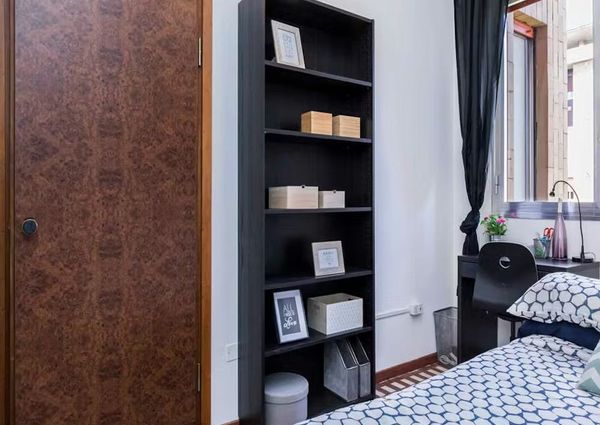 Via Giuseppe Frua, Milan, Lombardy 20146