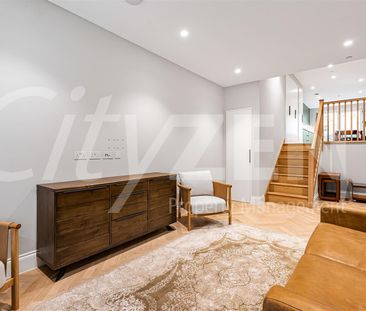 Explorer Way, London - Photo 1