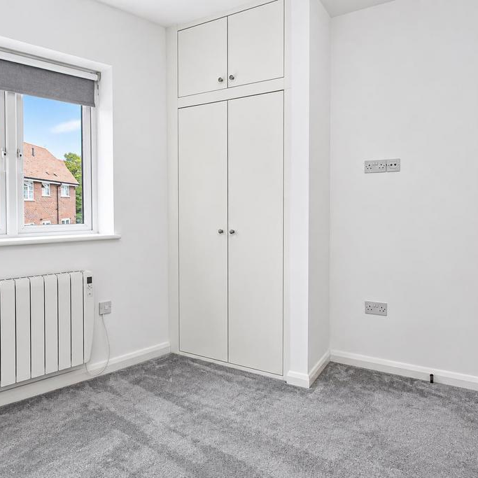 2 bedroom maisonette to rent - Photo 1