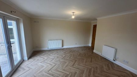 4 bedroom barn conversion to rent - Photo 2