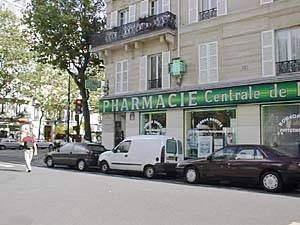 Logement à Paris, Location meublée - Photo 2