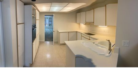 For Lease - 4146 Wheelwright Crescent, Mississauga, Ontario - Photo 4