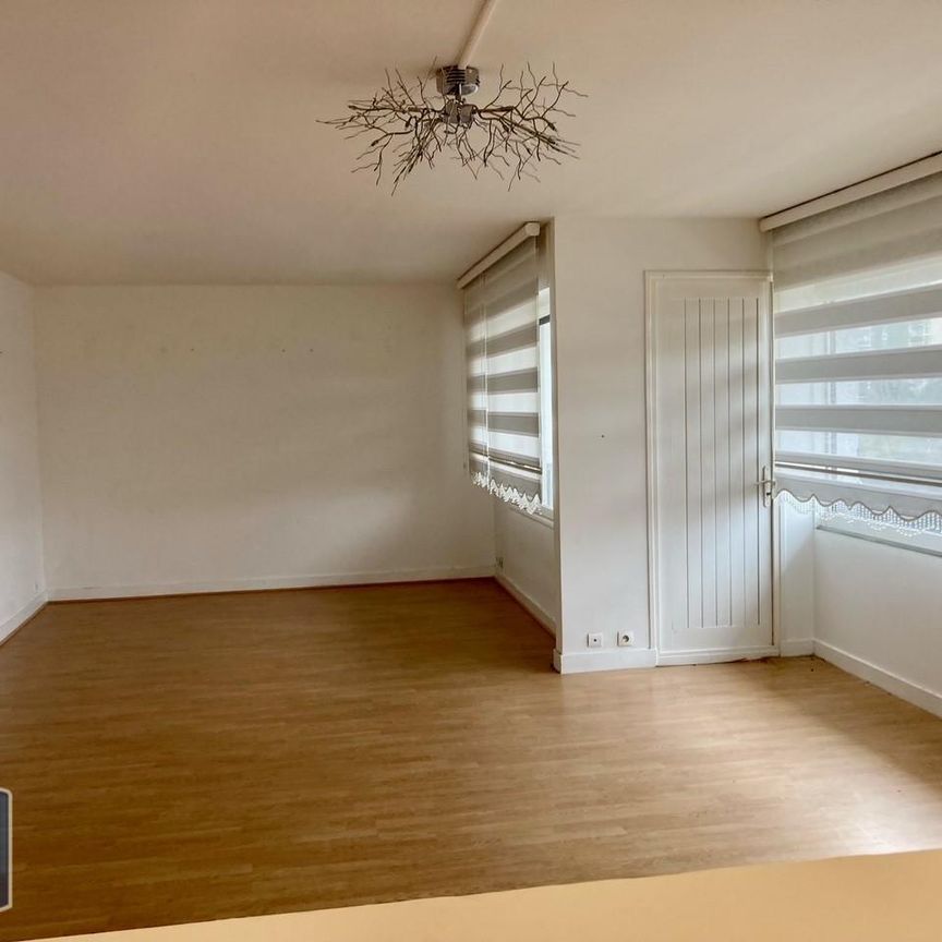 Location Appartement 5 pièces 96m² LE MANS 72100 - Photo 1