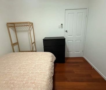 Greenslopes - Photo 2