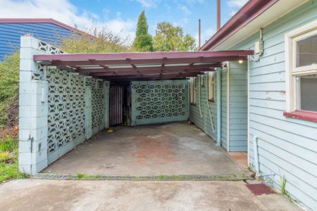 Renovated Home With Water Views - Photo 2