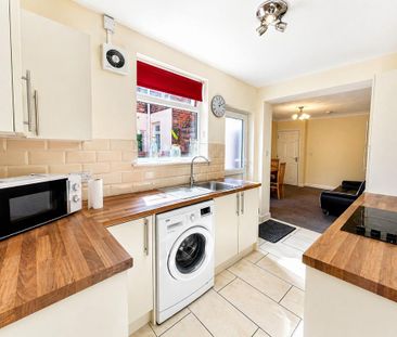 1 bedroom in a house share to rent - Photo 6