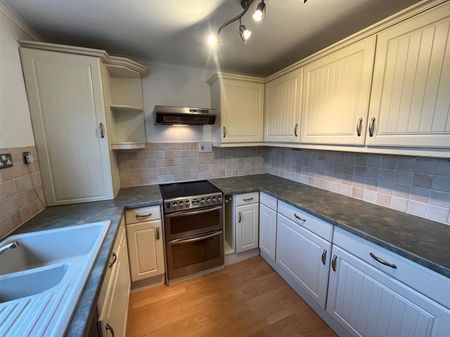 Sycamores, 4 Queens Road, Weston Super Mare - Photo 3