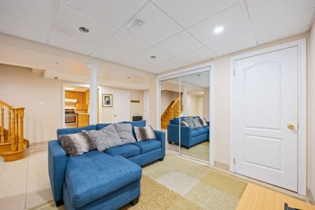 For Lease - 65 Amy Court, Vaughan, Ontario - Photo 3