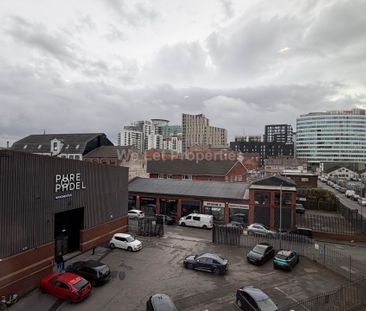 Price £1,700 pcm - Available Now - Furnished / Unfurnished - Photo 2