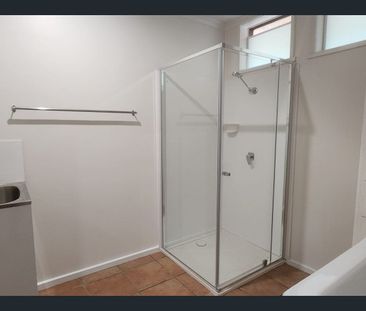 Spacious 1 Bedroom Unit with Carport - Photo 6