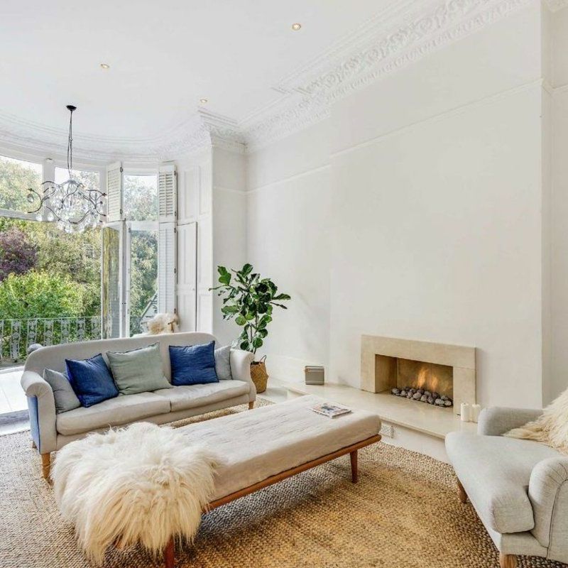 Belsize Park Gardens, Belsize Park, NW3 - Photo 1