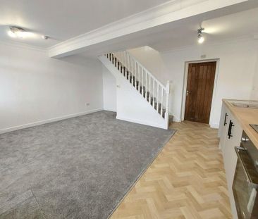 2 bedroom detached house to rent - Photo 1