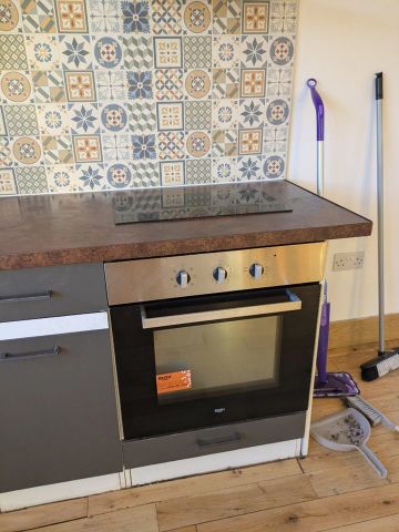 Studio Flat, Cavendish Road, N18 - Photo 3